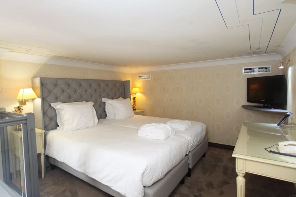 Golden Tulip Cannes hotel de Paris - Photo 4