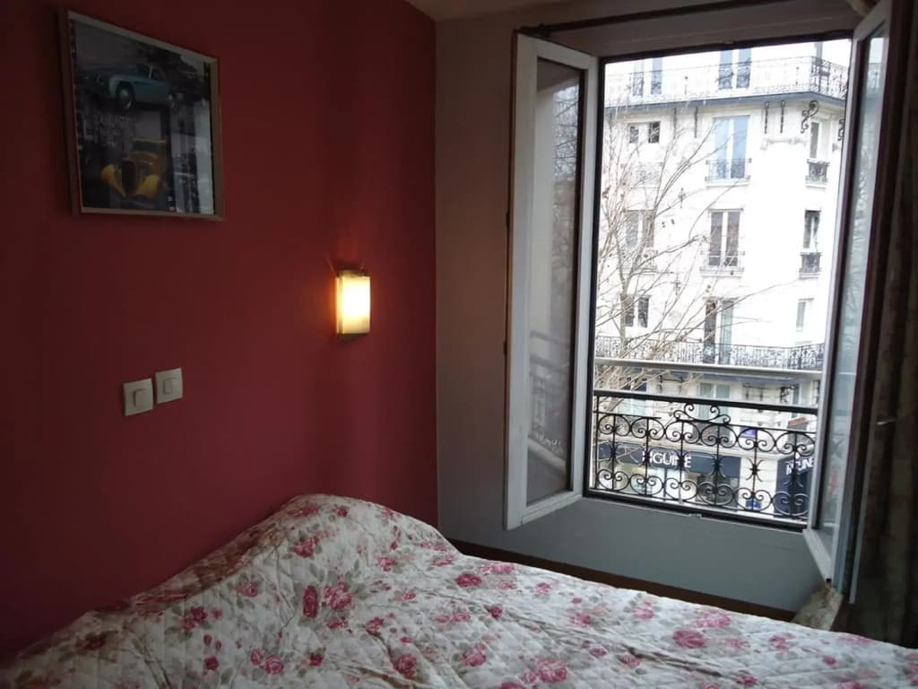 Hipotel Paris Gambetta Republique - Photo 4