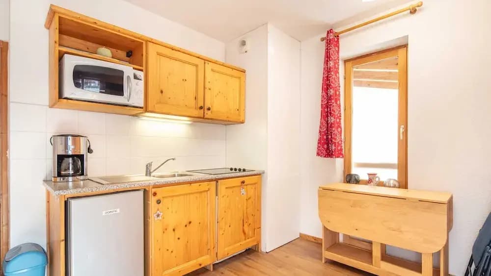 Apartment in Saint-sorlin Near Ski Resort - Miniature 8