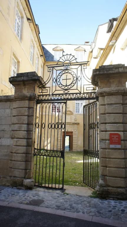 Le Château Ricard - Photo 1