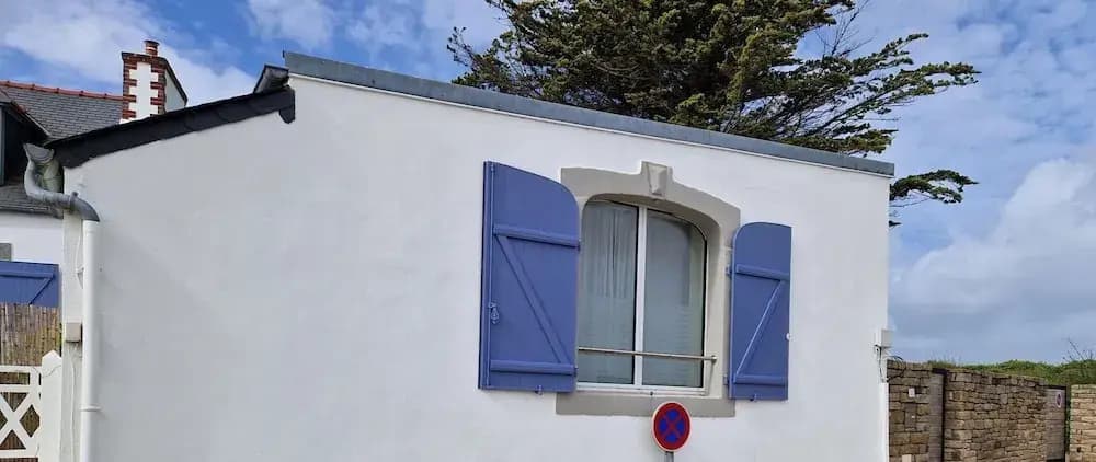 Charming Breton Holiday Home Right by the sea - Photo 1