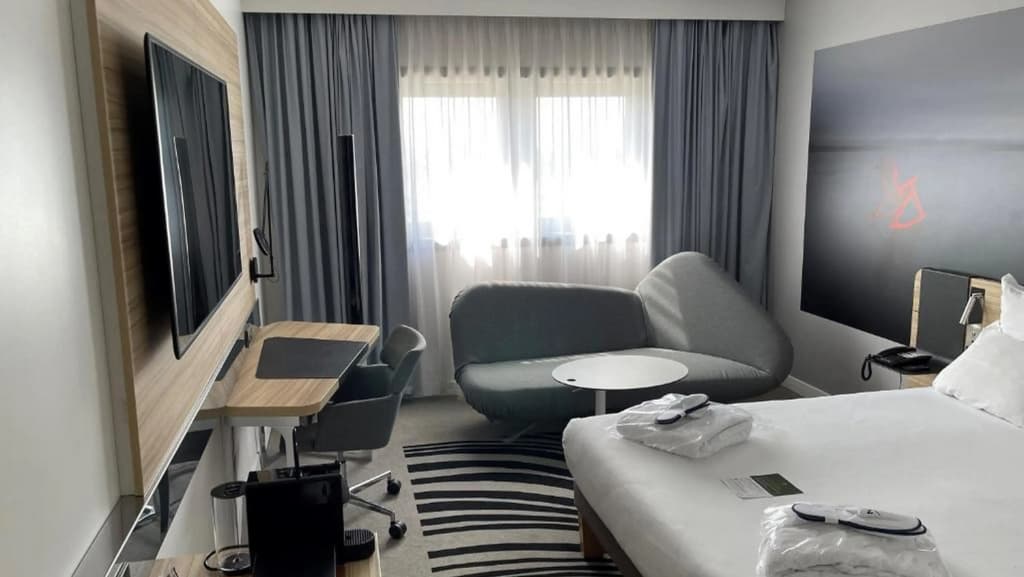 Novotel Tours Centre Gare - Photo 2