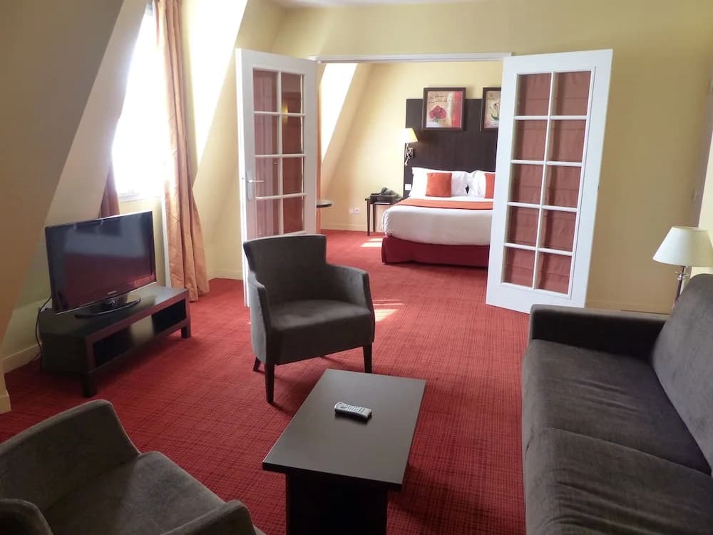 Le Plessis Grand Hotel - Photo 2