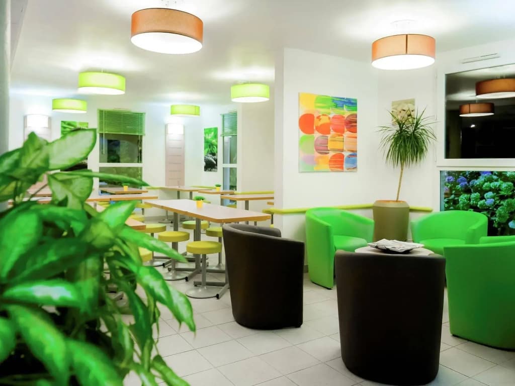 ibis budget Bayeux - Photo 2