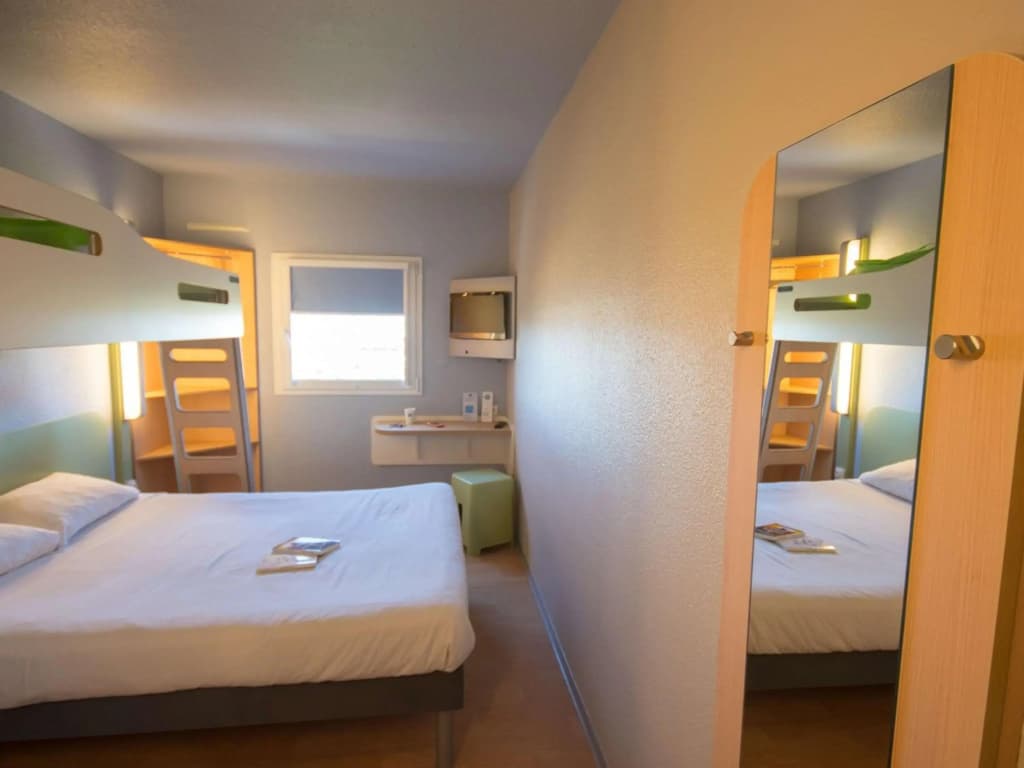 ibis budget Narbonne Est - Photo 4