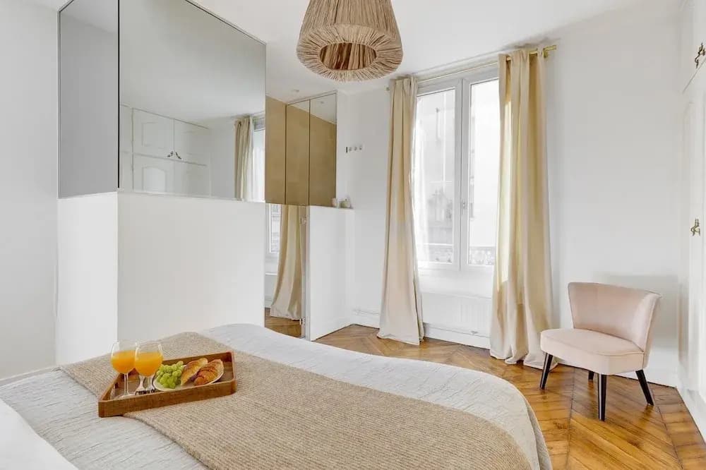 3BR Modern Escape by Champs-Élysées - Miniature 6