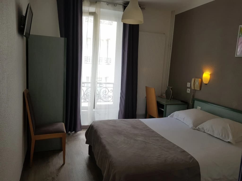 Hôtel Le Saint-Hubert - Gare de Lyon Bastille - Photo 3