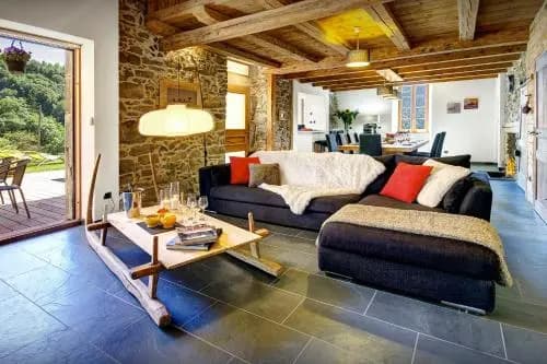Chalet Ladroit - OVO Network - Photo 1