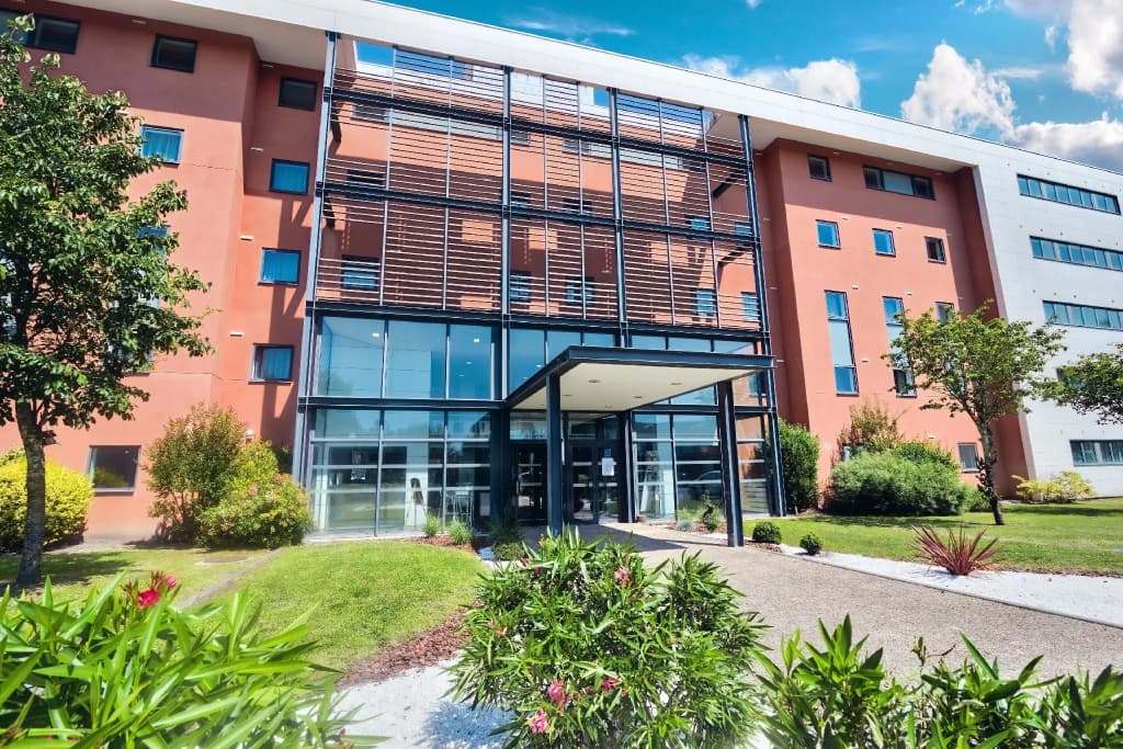 Zenitude Hotel-Residences Bordeaux Aeroport Merignac - Photo 1