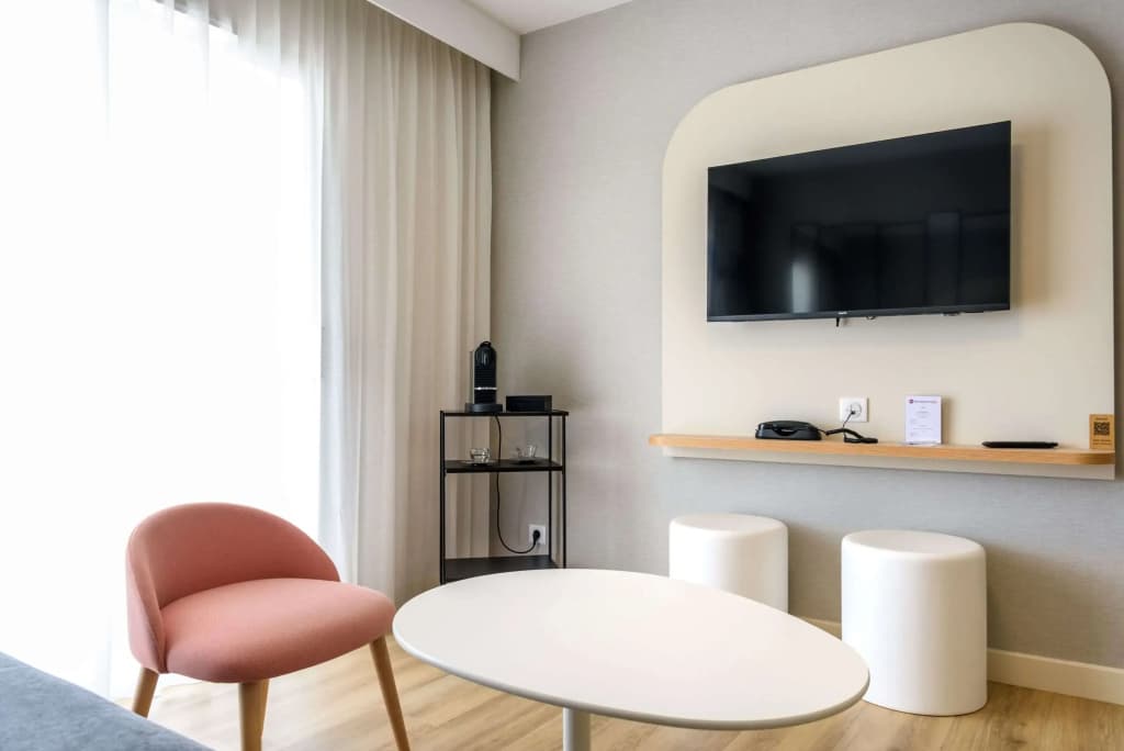 Best Western Plus Ajaccio Amiraute - Photo 2