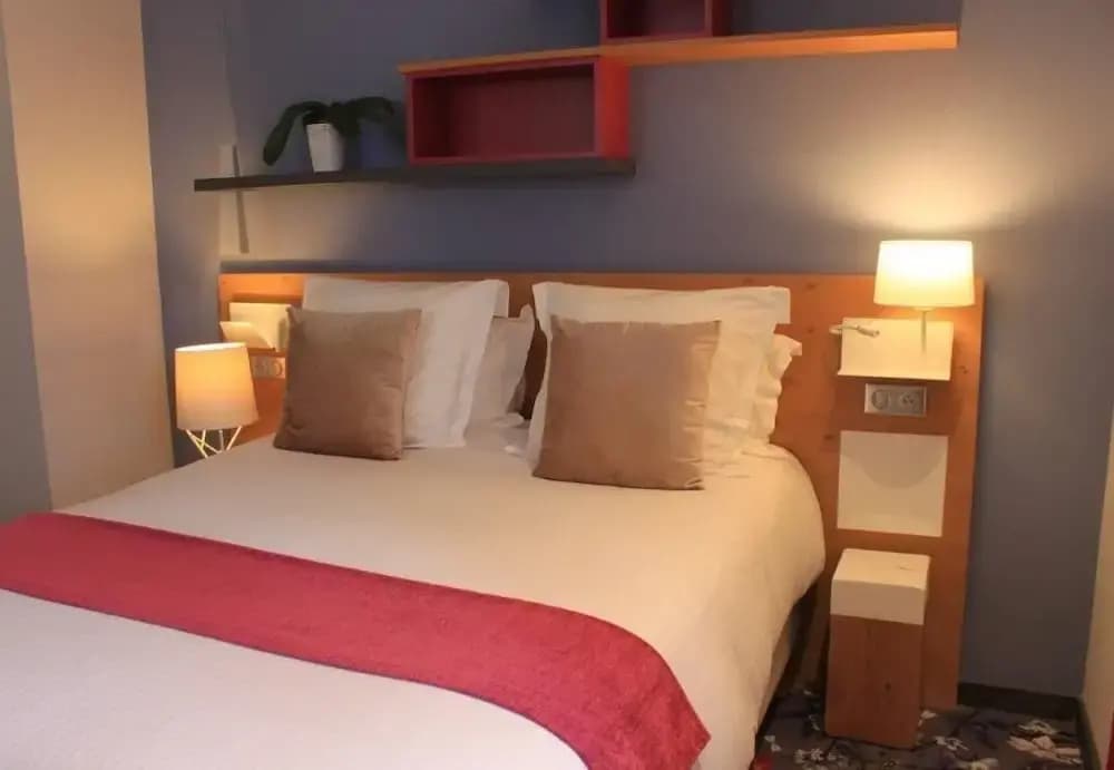 Hôtel Berria - Miniature 6