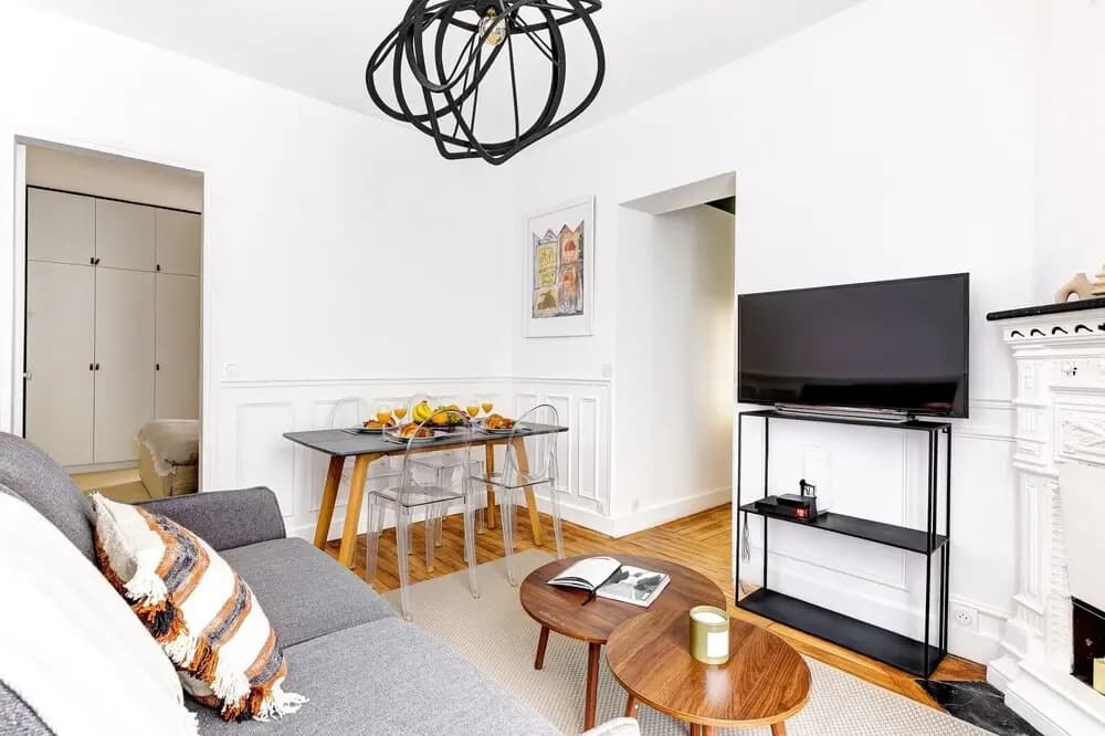 Chic 1BR by Eiffel Tower & Champ de Mars - Photo 5