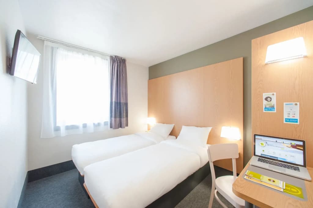 B&B HOTEL Paris Est Bondy - Miniature 6