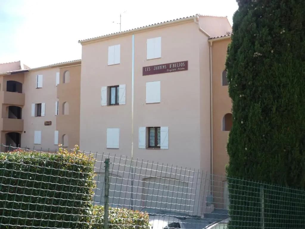 Studio CARQUEIRANNE - Photo 1