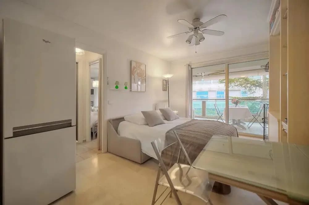 One Bed Apt in the Center of Cannes - 2198 - Photo 4