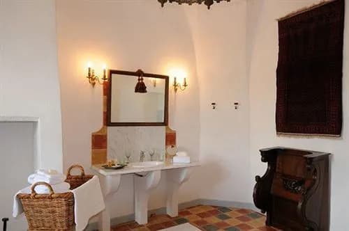 Château Royal de Saint-Saturnin - Photo 2