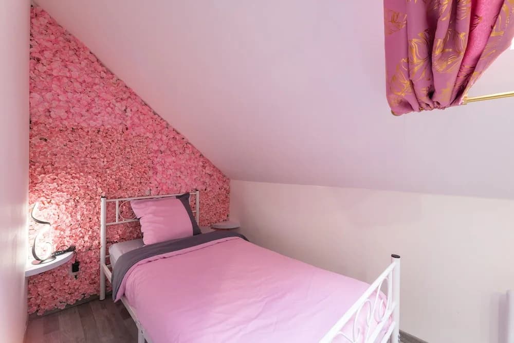 GLM Residences 2 - Photo 1