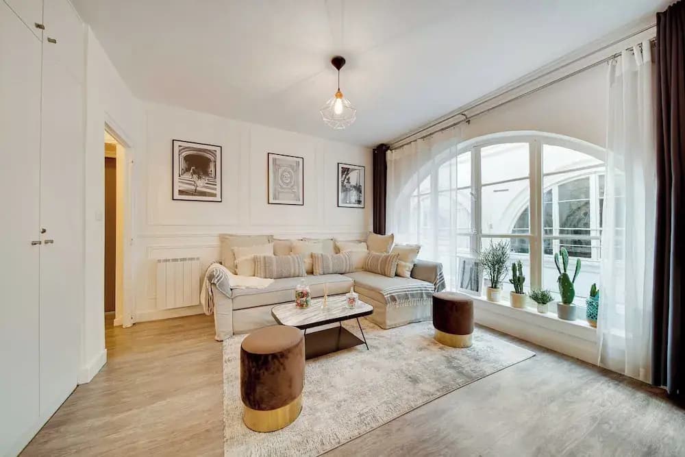 Amazing Historical Parisien Apartment Next TO Louvre Area ! - 1 - Miniature 6