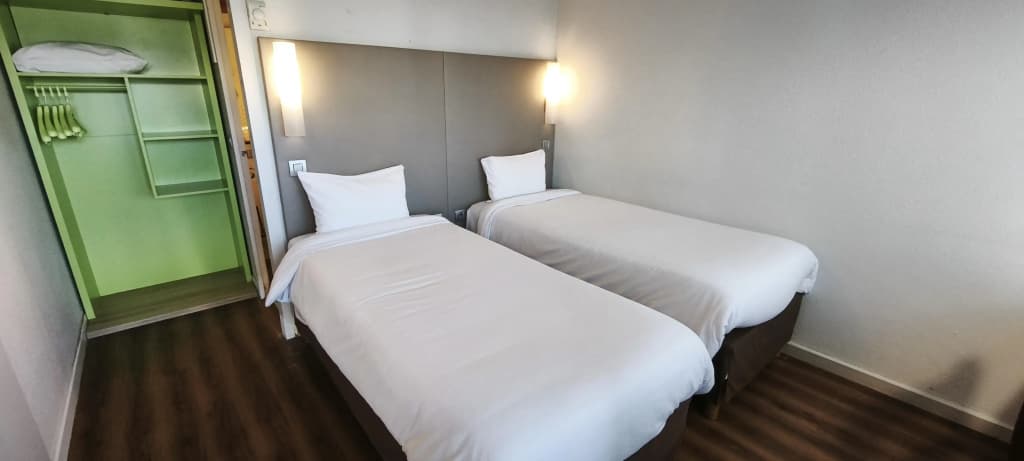 Hotel Campanile Beziers - Miniature 7
