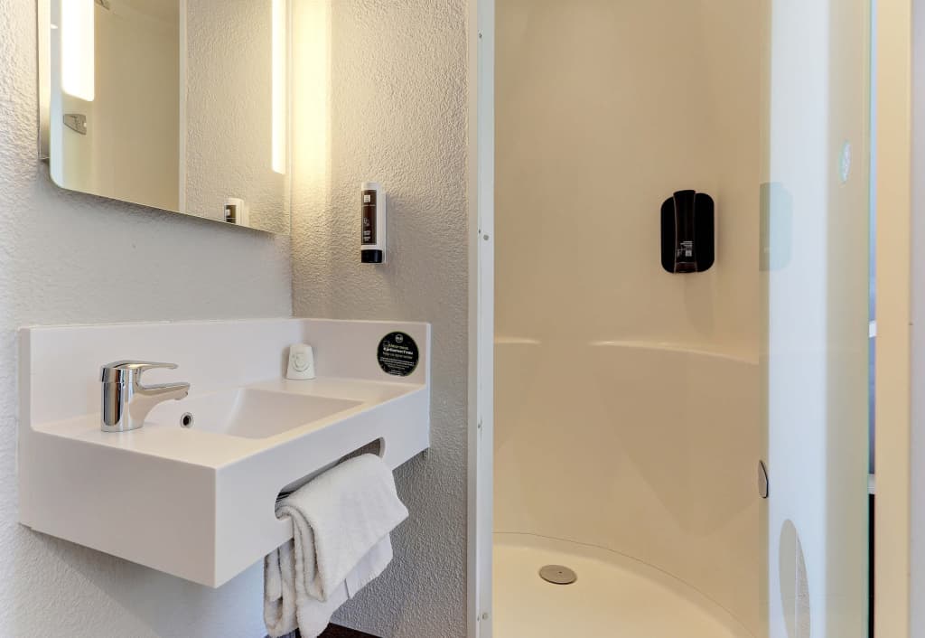 B&B HOTEL Châlons-en-Champagne - Miniature 7