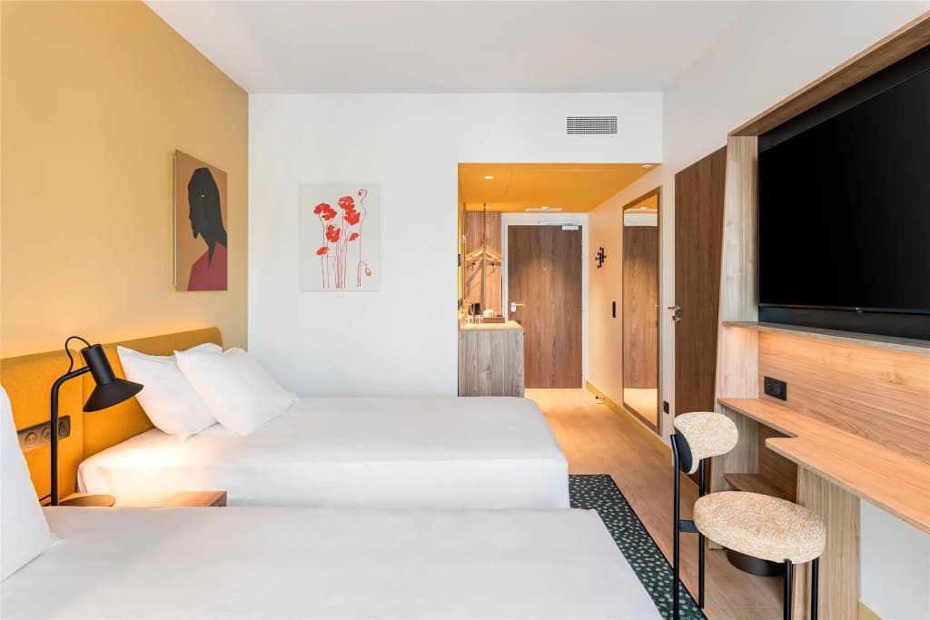 Hampton by Hilton Bordeaux Merignac Airport - Photo 5