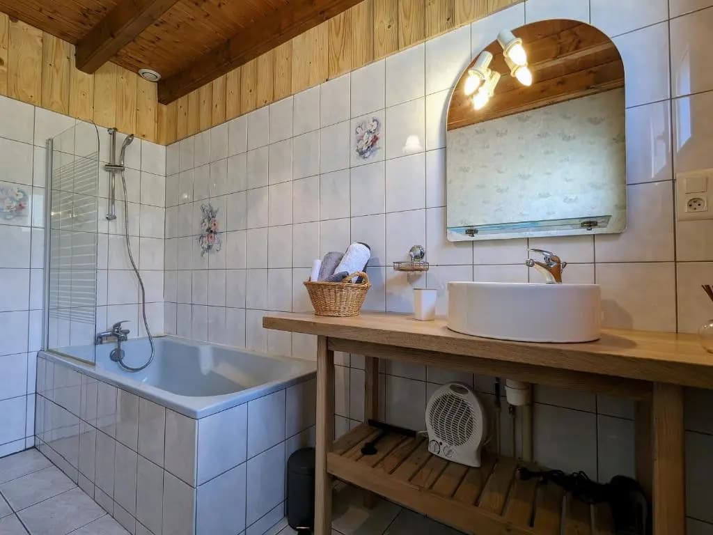 Gîte Rochesson, 4 pièces, 7 personnes - FR-1-589-195 - Miniature 8