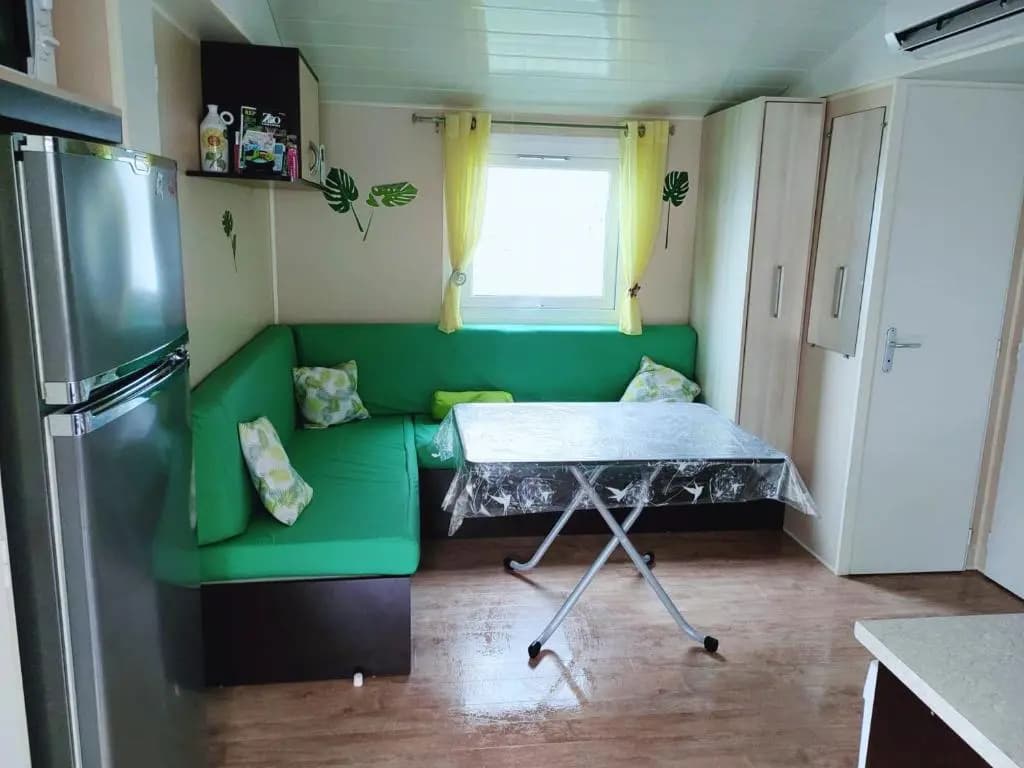 Bungalow de 3 chambres avec piscine partagee sauna et jardin a Saint Julien en Born C - Photo 2