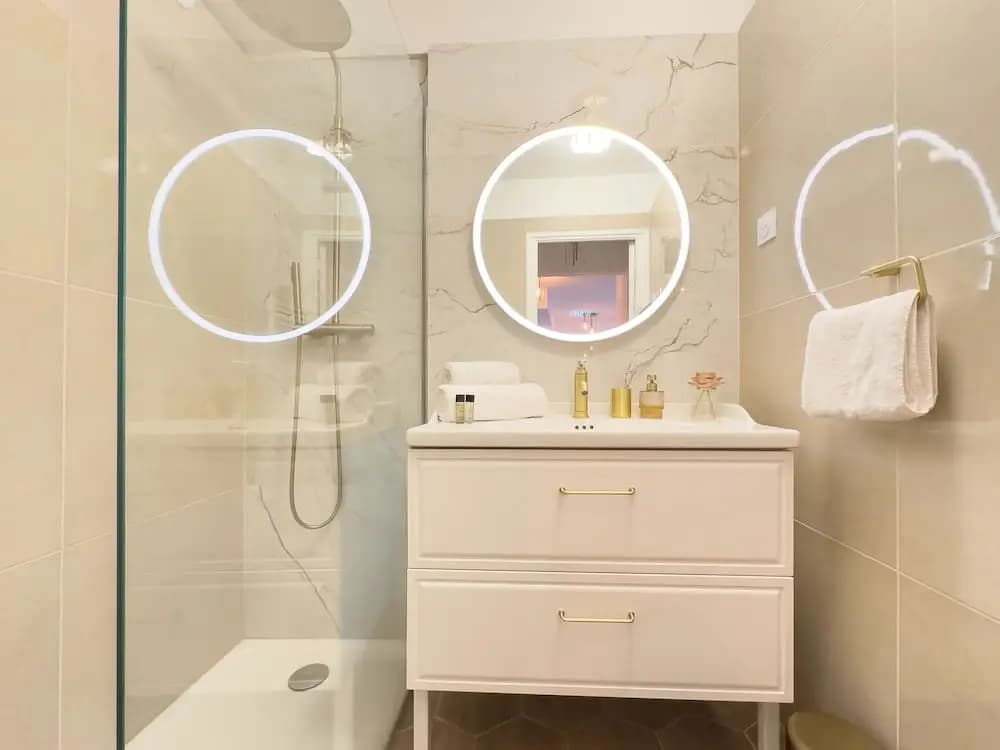 Le Dor in Cannes With 1 Bedrooms and 1 Bathrooms - Miniature 6