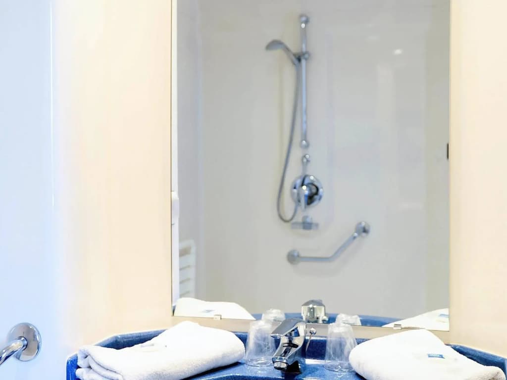 ibis budget Orléans Ouest Meung Sur Loire - Miniature 7