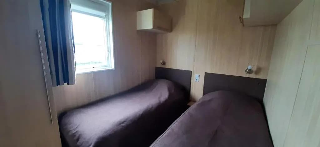 Chalet de 2 chambres a Grandcamp Maisy a 200 m de la plage avec piscine partagee jardin clos et wifi - Photo 4