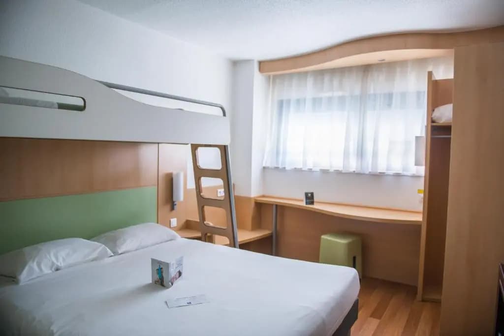 ibis budget Site du Futuroscope - Photo 5