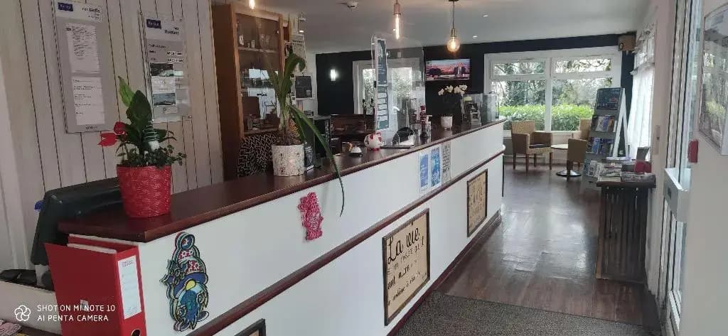 Hotel Kyriad Mulhouse Est - Lutterbach - Photo 2