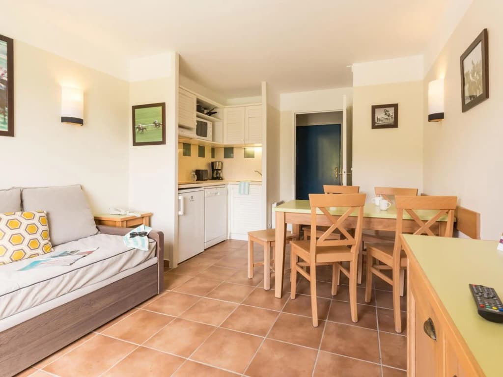 Apartment in Branville for Cyclists and Walkers - Photo 2