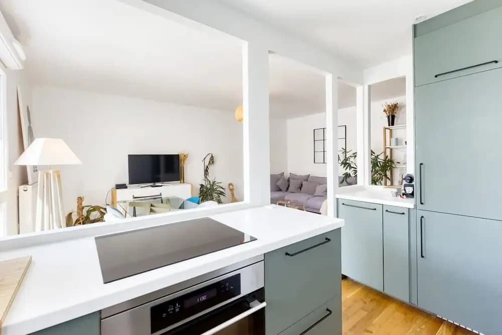 Charming Central Apartment With Balcony and City View - Photo 2