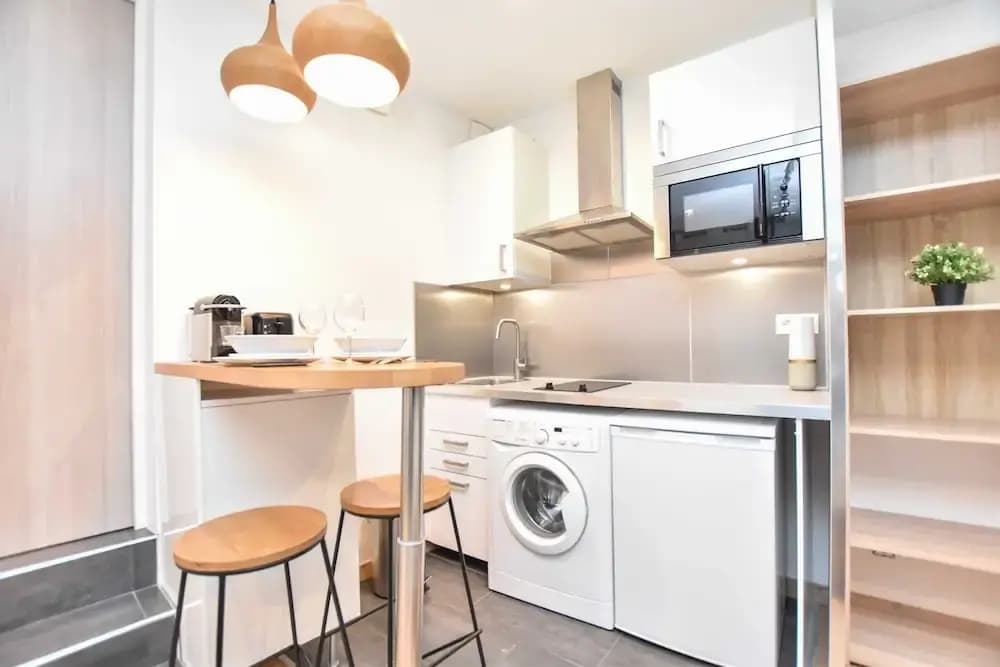 Modern Studio in the Heart of Paris - Miniature 8