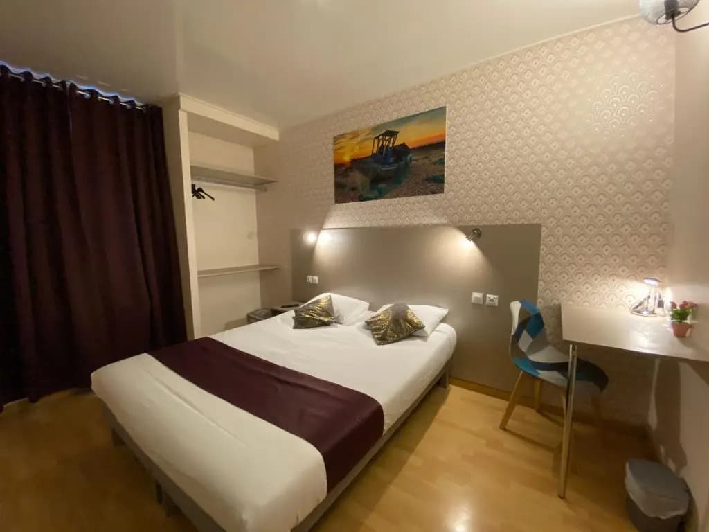 Hotel de Normandie - Photo 3
