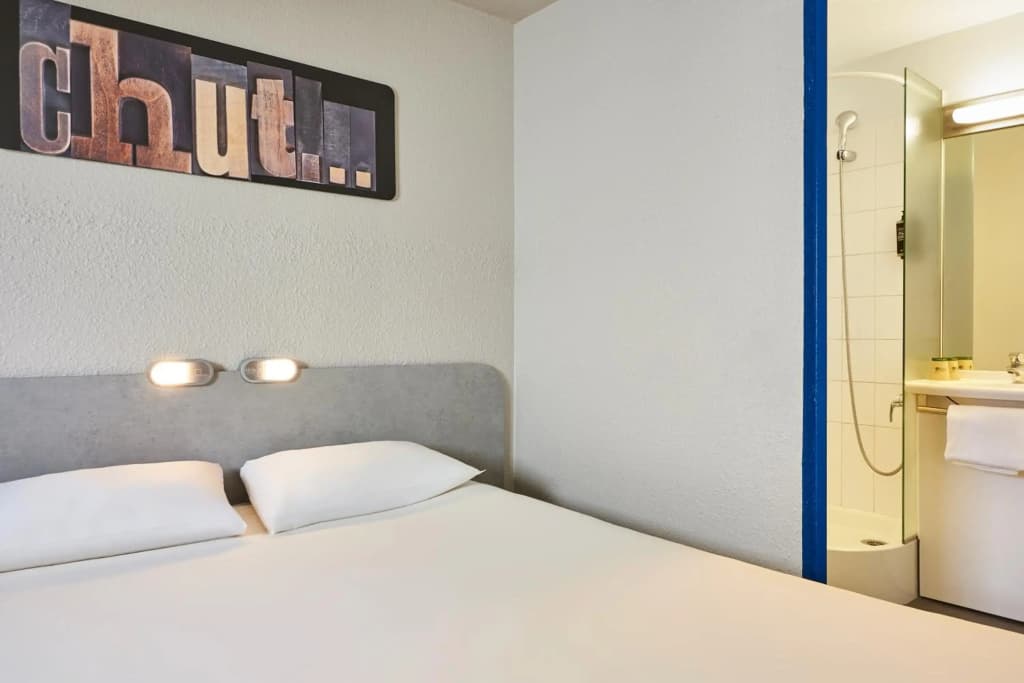 ibis budget Versailles Chateau Saint Cyr - Photo 5