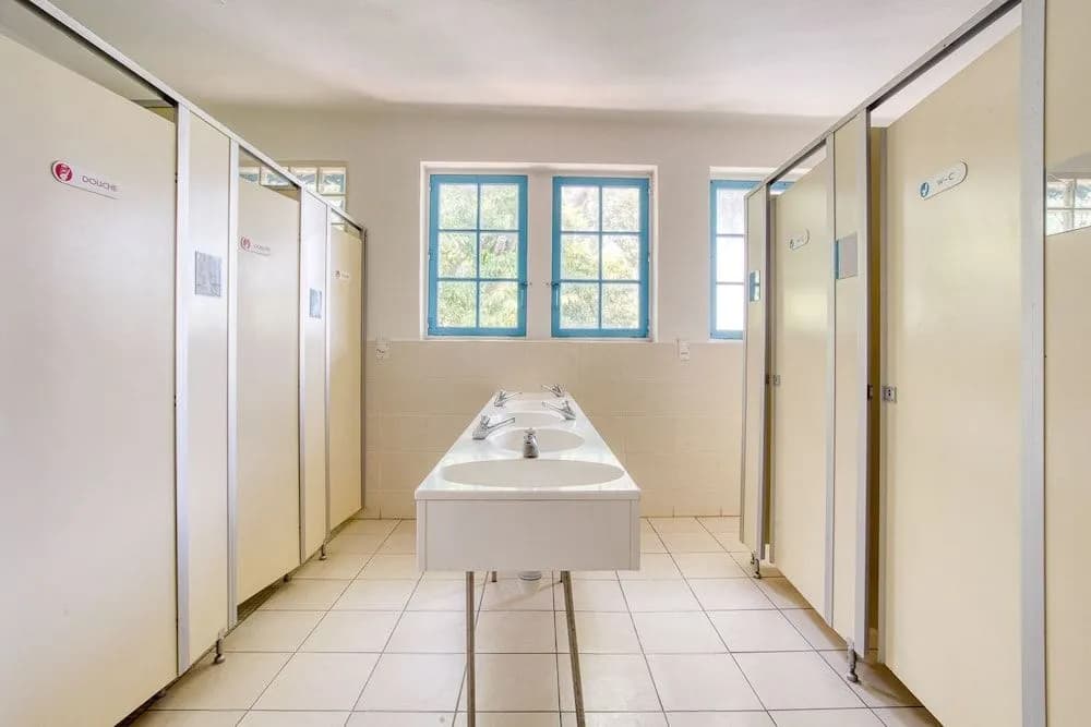 Auberge de Fréjus Saint-Raphael - Hostel - Miniature 6