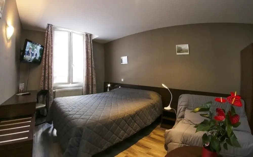 Hotel des 2 Nations - Photo 3