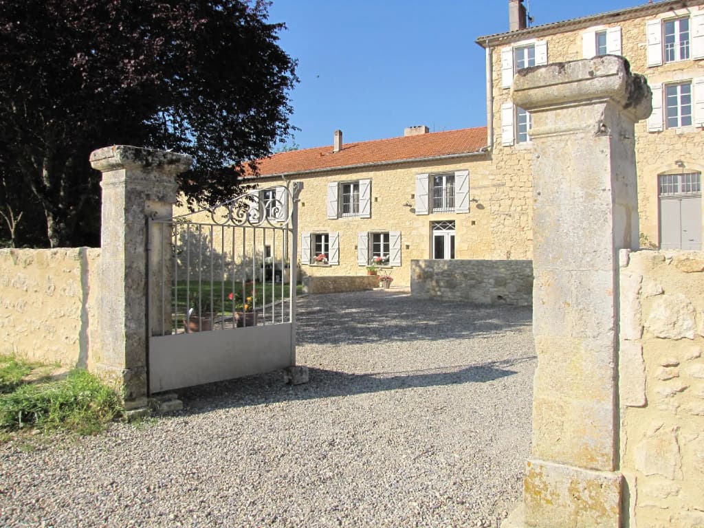 Maison Saint-Pé - Photo 1