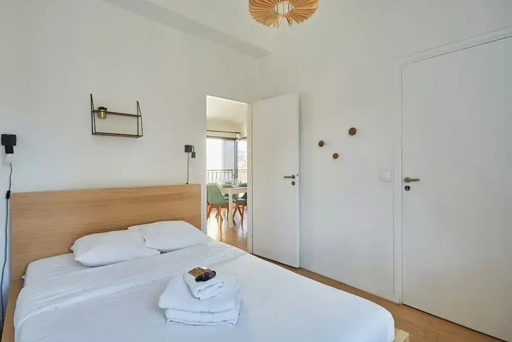 Apartment Boulogne Facing the "passage" - Photo 3