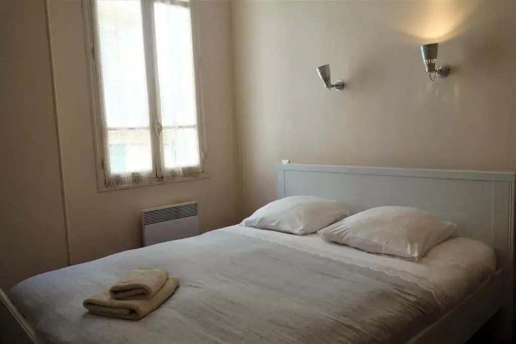 Anne - Photo 4