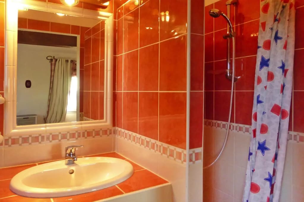 Holiday Cottage With Private Terrace, Bellegarde - Miniature 7