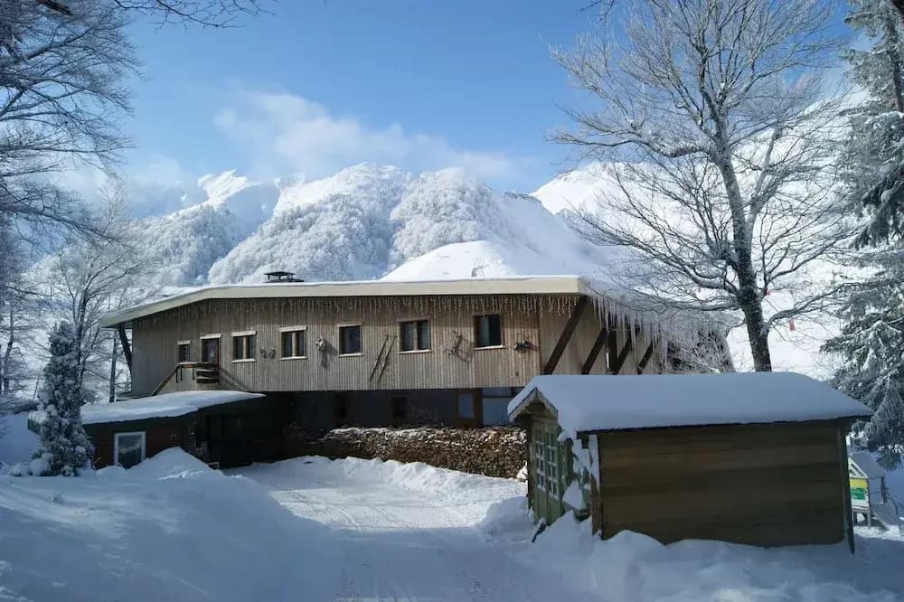 Auberge de Jeunesse HI Le Mont-Dore - Photo 1