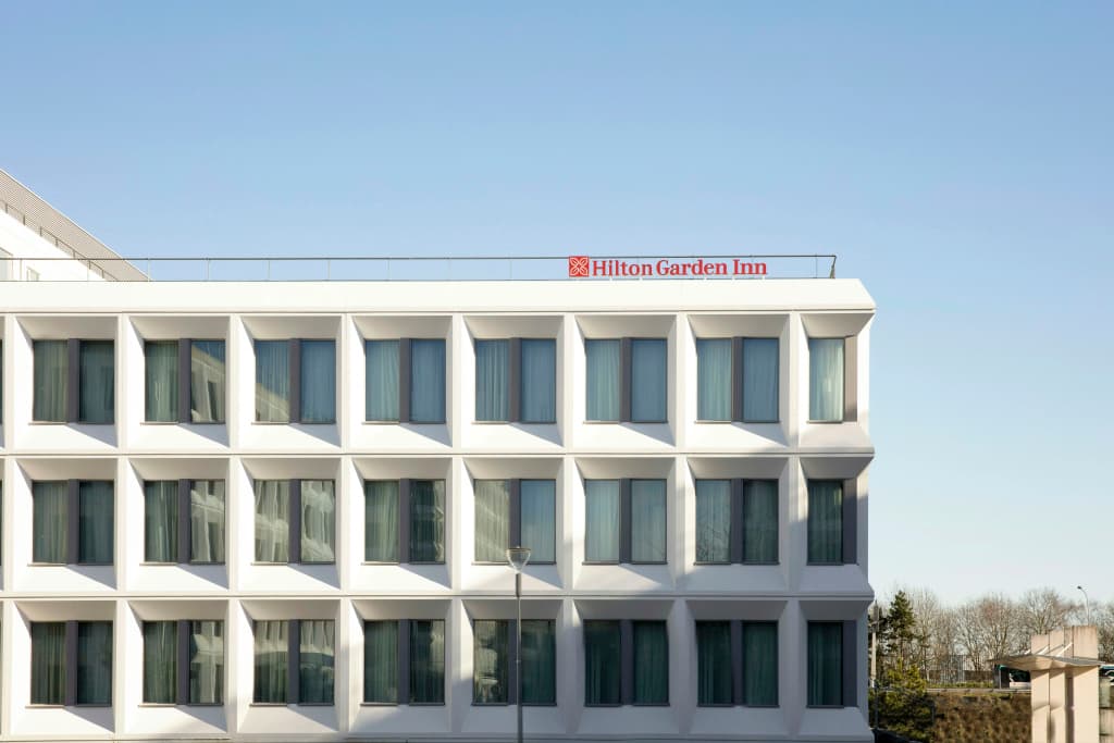Hilton Garden Inn Paris Orly Airport - Photo 1