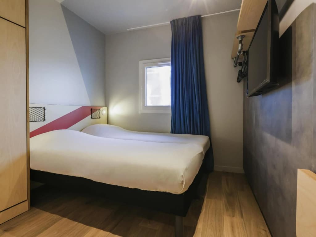 ibis budget Villemomble - Photo 3