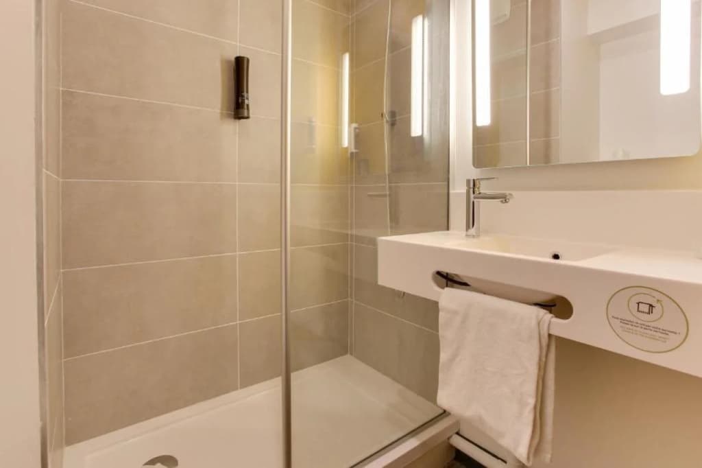 B&B HOTEL Le Creusot Montchanin - Miniature 8