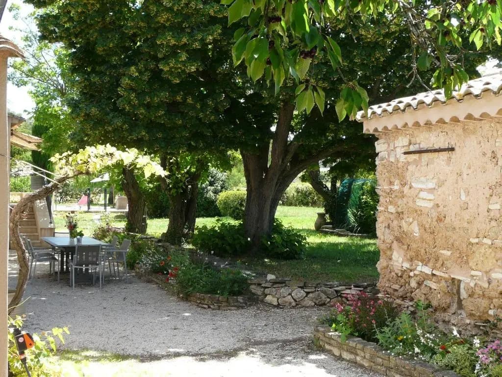 Mas Provençal Avec Une Belle Piscine Privée, Située En Campagne de Venelles, Vue Sur la Sainte Victoire, Proche D'Aix En P...