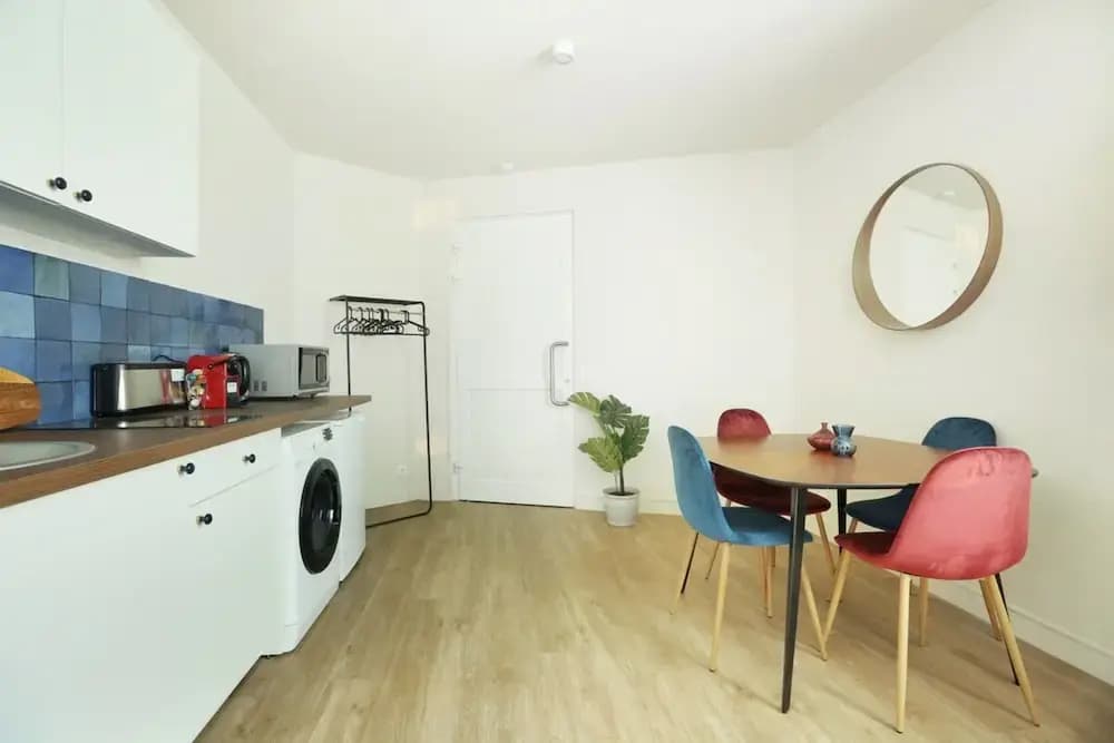Apartment Exposition Center - Miniature 7