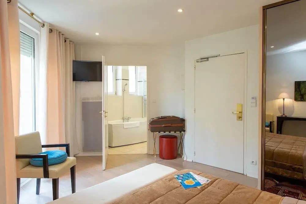 Hôtel Providence - Photo 5